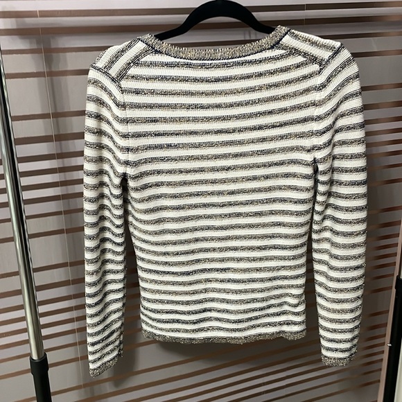 Stunning size small Banana Republic gold button cardigan with metallic thread - Picture 7 of 8